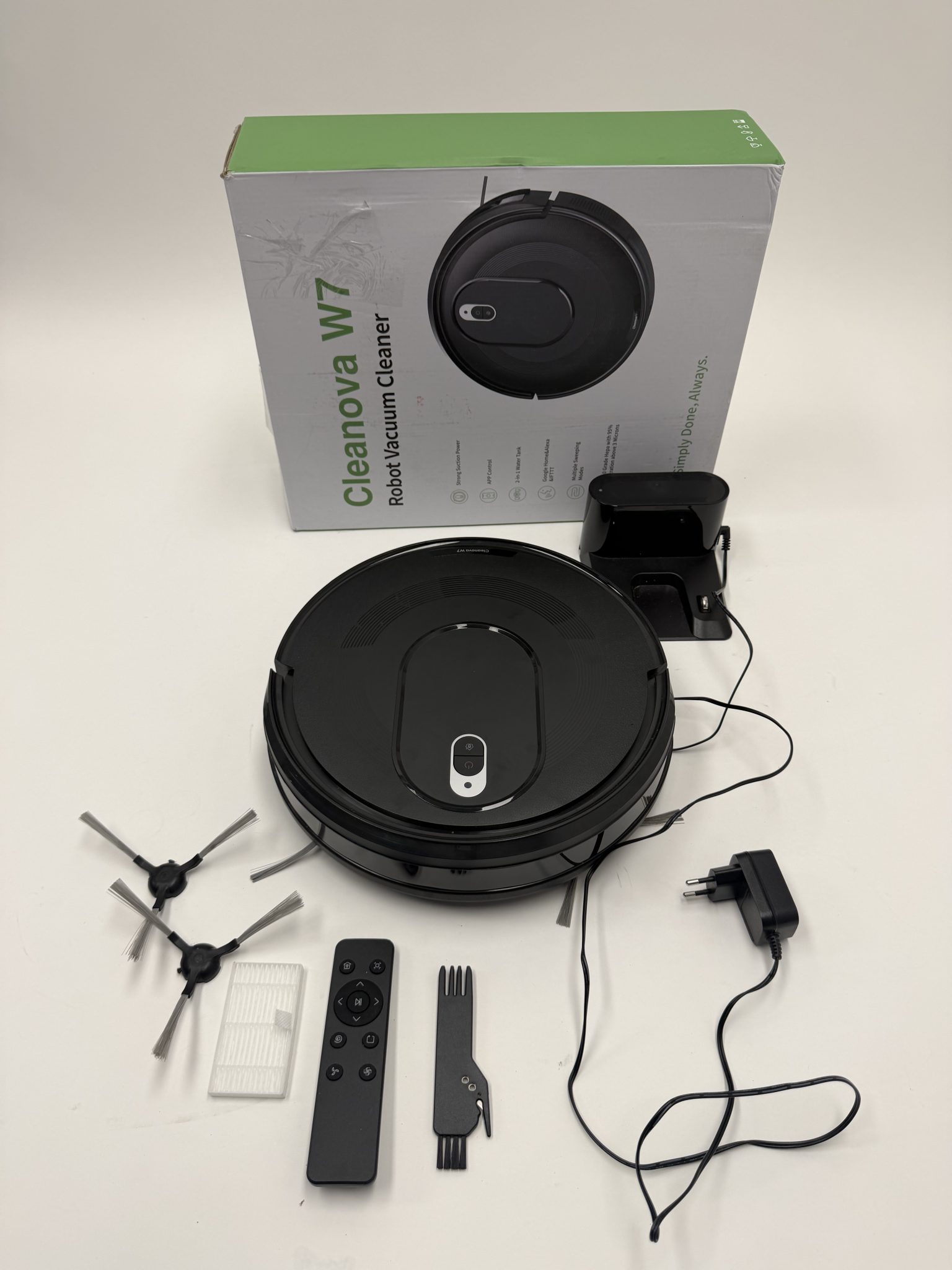 Cleanova robotas siurblys