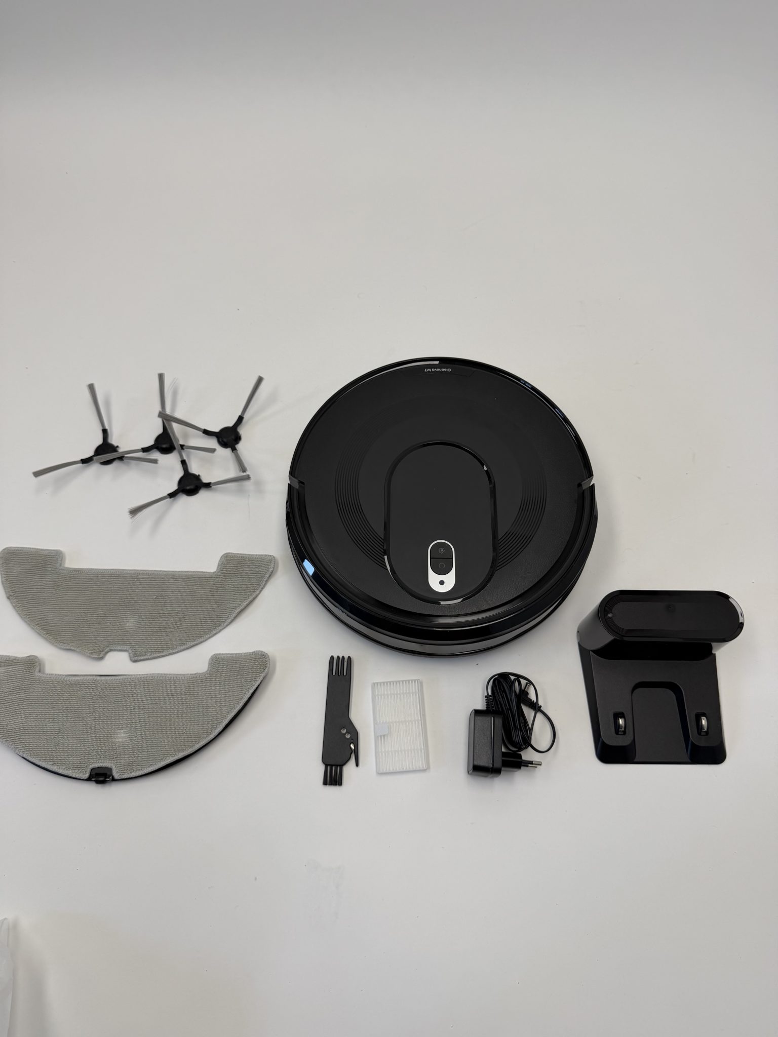 Cleanova robotas siurblys