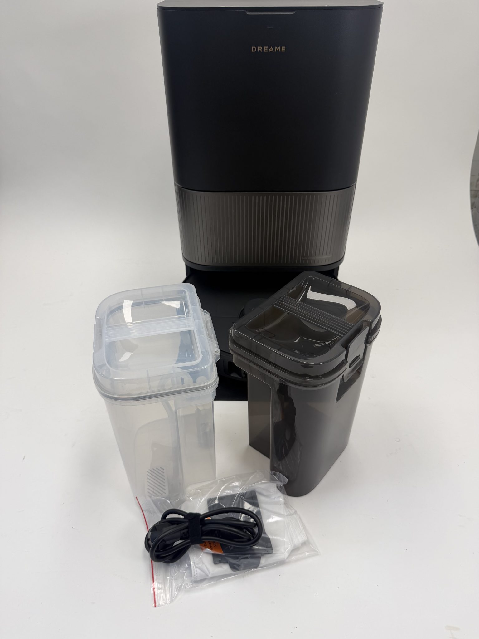 Dreame L40s Pro Ultra robotas siurblys