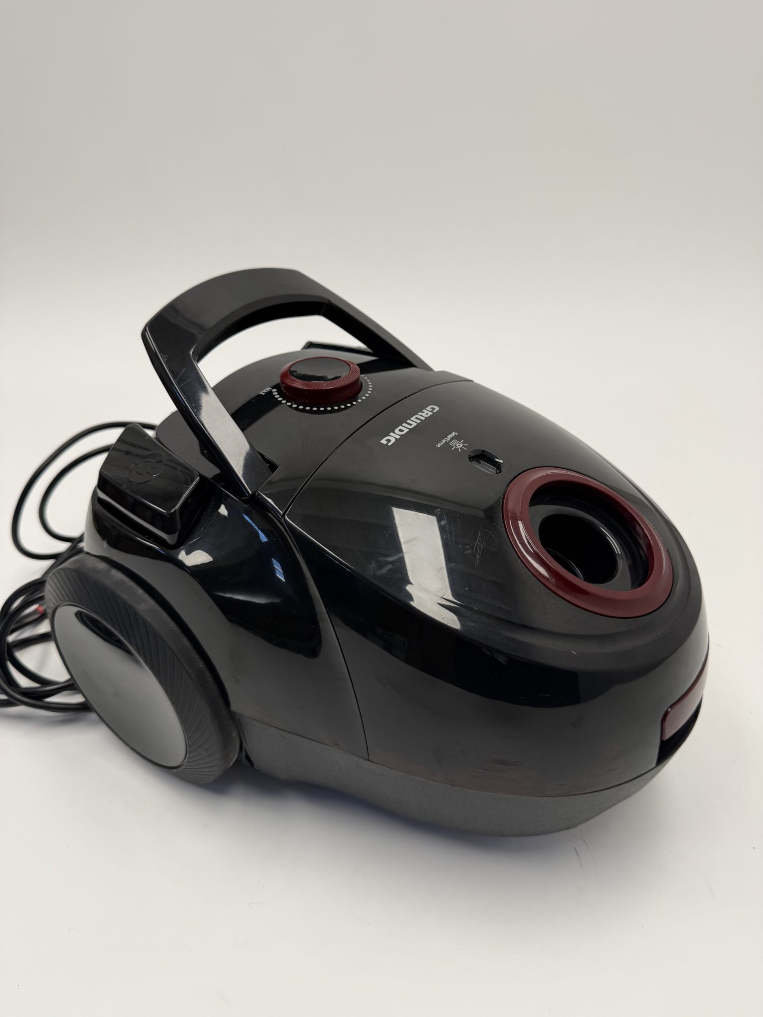 Grundig dulkių siurblys